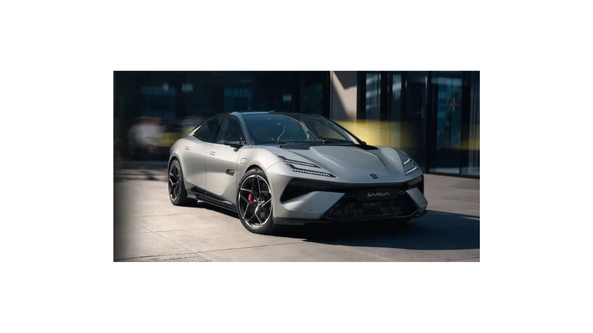 Lotus Emeya 2026 electric hyper GT with sleek aerodynamic design