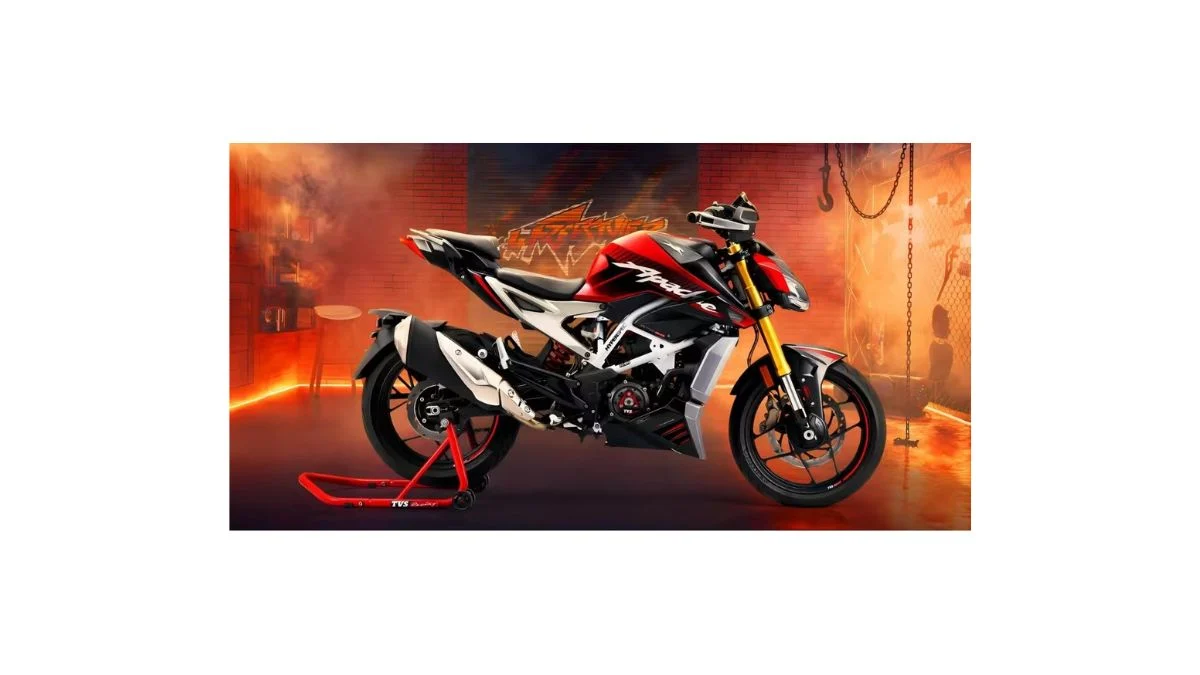 TVS Apache RTR 160 4V 2026 model with aggressive streetfighter design and LED headlamp in India